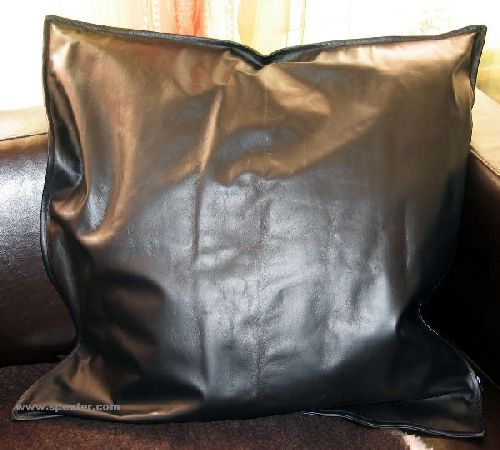 Leder-Kissenhülle 80x80 SCHWARZ - Specially made to order