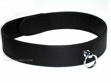 Leder-Halsband, mit Ring der O
