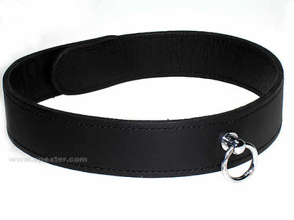 Leder-Halsband, mit Ring der O