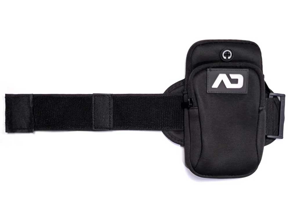 ADDICTED Oberarm Little Bag - schwarz