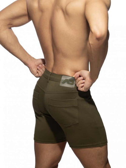 ADDICTED SVELTE Shorts kakigrün