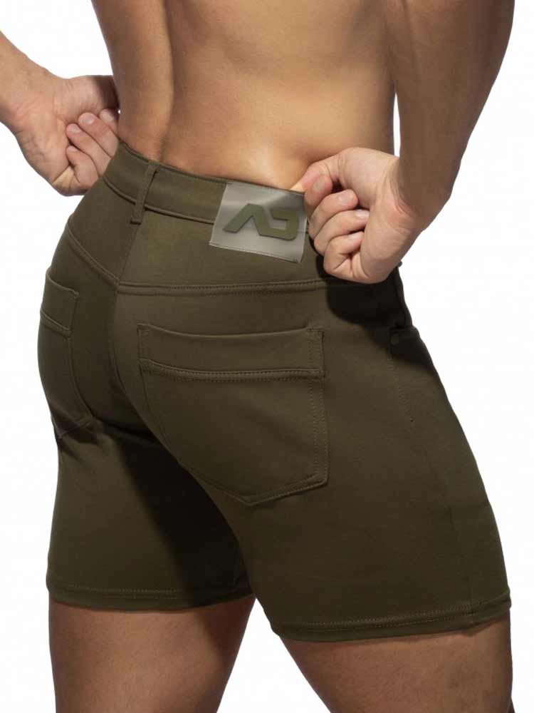 ADDICTED SVELTE Shorts kakigrün