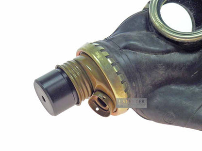 Atemreduktion für Gasmaske und Schlauch