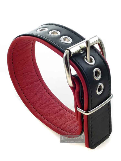 Bizeps-Band Oberarmband mit Schließe - rote Paspel