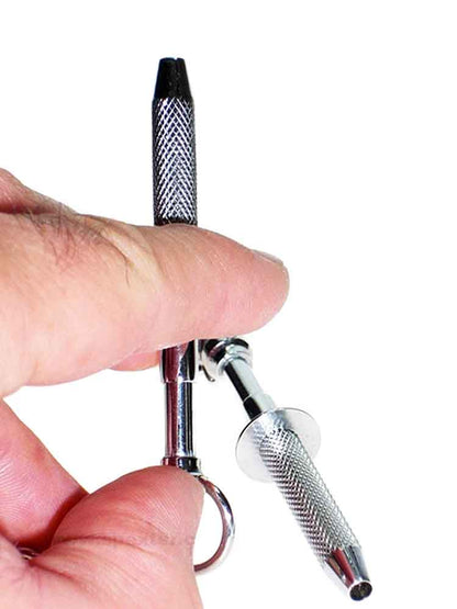 Brustwarzen-Federstift mit Kette