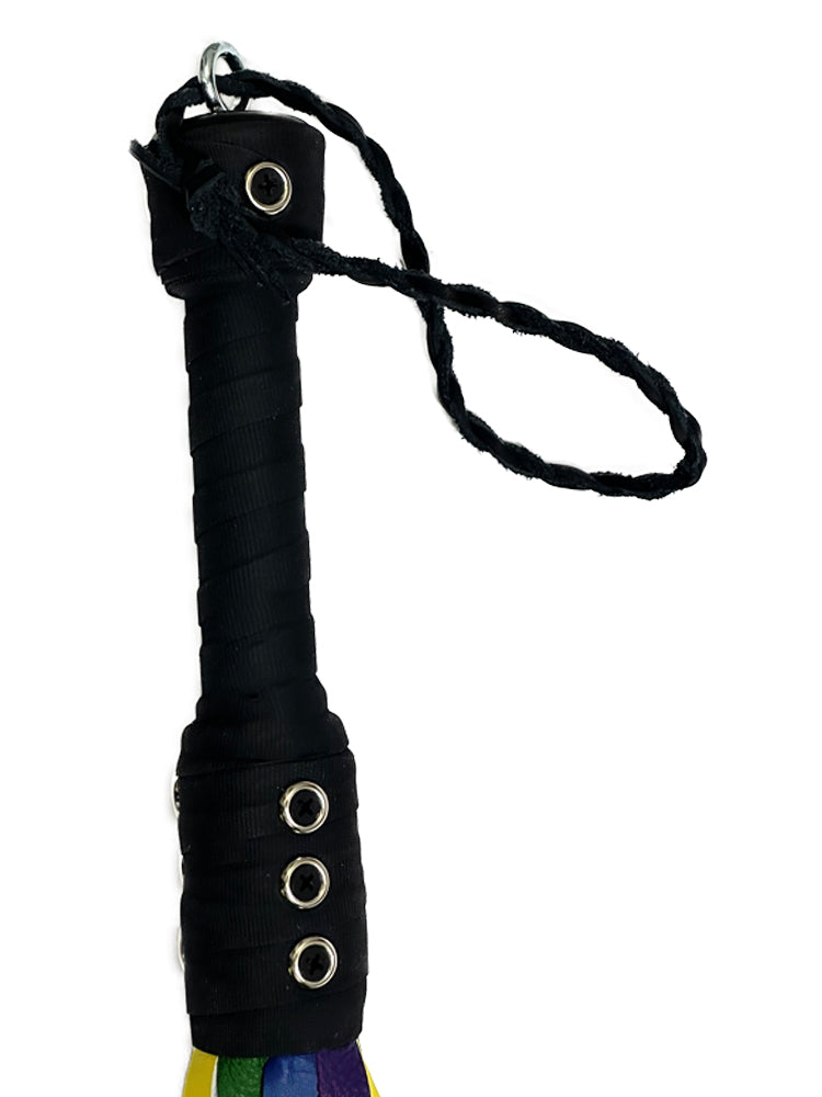 Flogger 24 Riemen 55cm Rind LGBTQ PRIDE-FARBEN