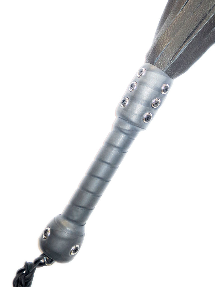 Flogger 30 Riemen 55cm Hirsch SCHWARZ-GRAU