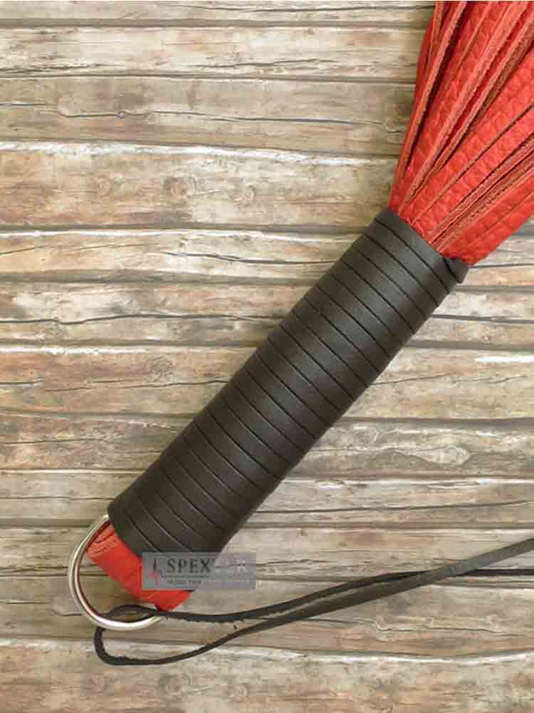 Flogger aus Riemen SCHWER / HEAVY - rot