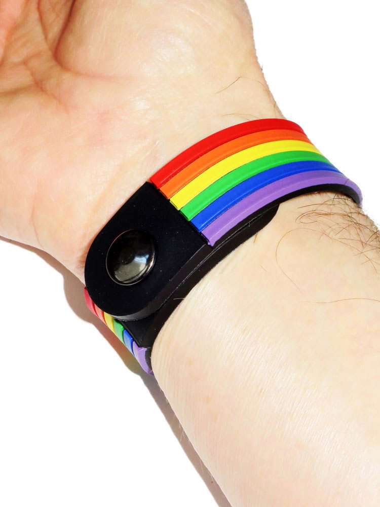 Gay Pride Armband mit Streifen
