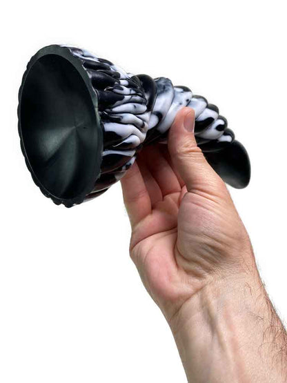 GRAFFITI Dildo ARKAN 18x5cm weiss-schwarz