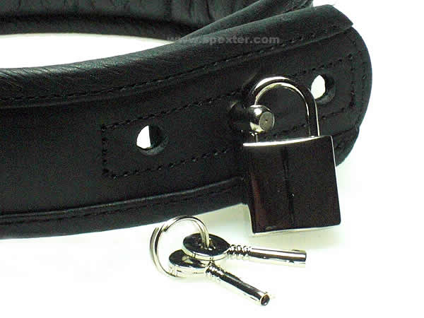 Leder-Halsband, gepolstert mit Schloß