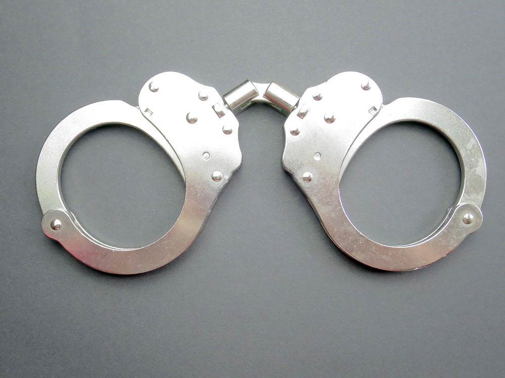 Handschellen, Drehgelenk mit Arretierung