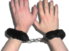 Handschellen mit Plüschbesatz - SCHWARZ