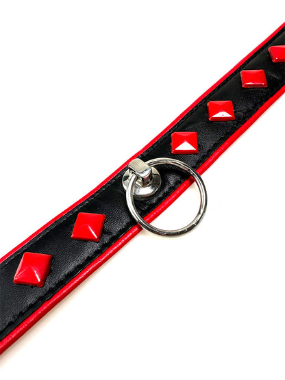 Leder-Halsband rote Nieten und O-Ring schwarz-rot