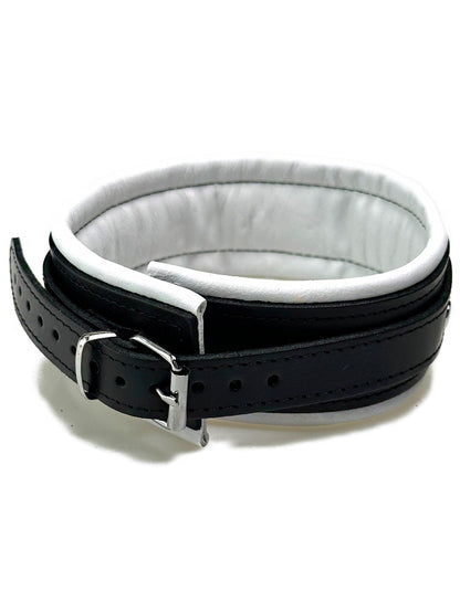 Leder-Halsband, schwarzer Riemen, weiß gepolstert 5cm