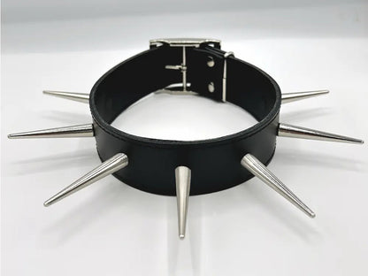 Leder-Halsband mit 55mm Spitznieten