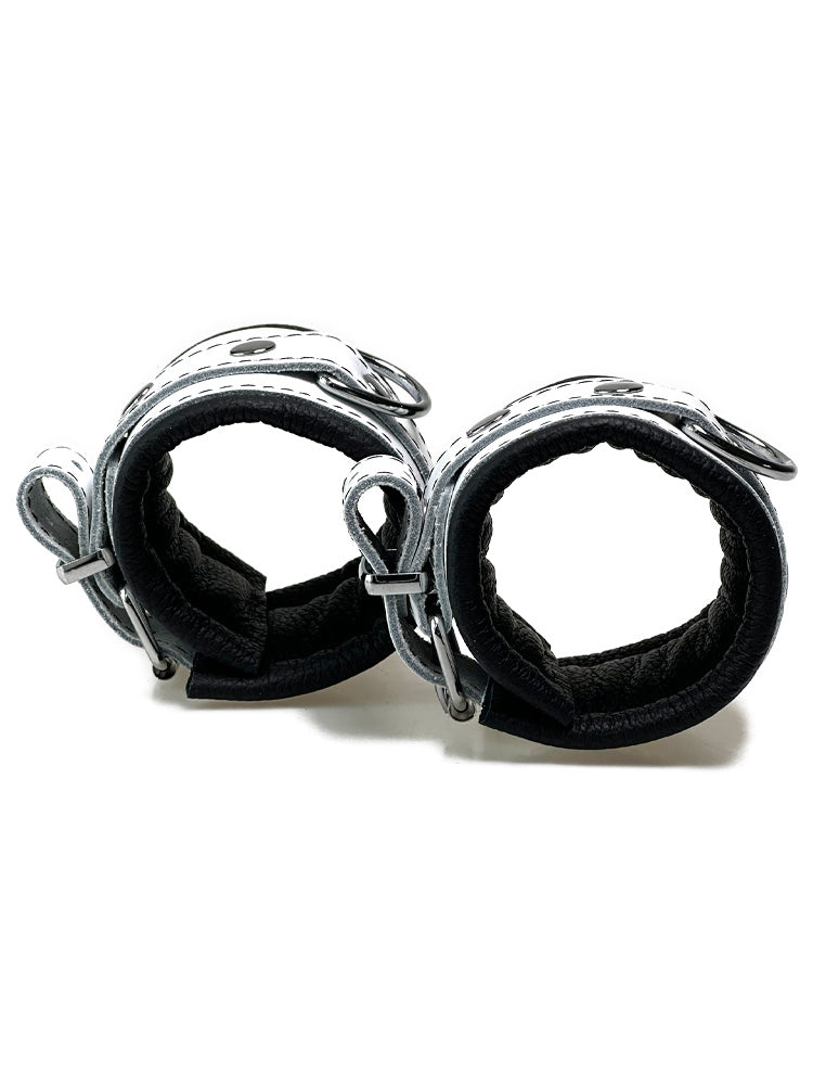 Leder-Handfesseln weißer Riemen, schwarz gepolstert 5cm