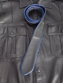 Lederkrawatte schmal mit BLAUER Paspel