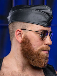 Mister S Leder Garrison-Mütze Leder mit schwarzer Paspel