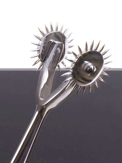 Nervenrädchen mit 2 Rädern C-Form