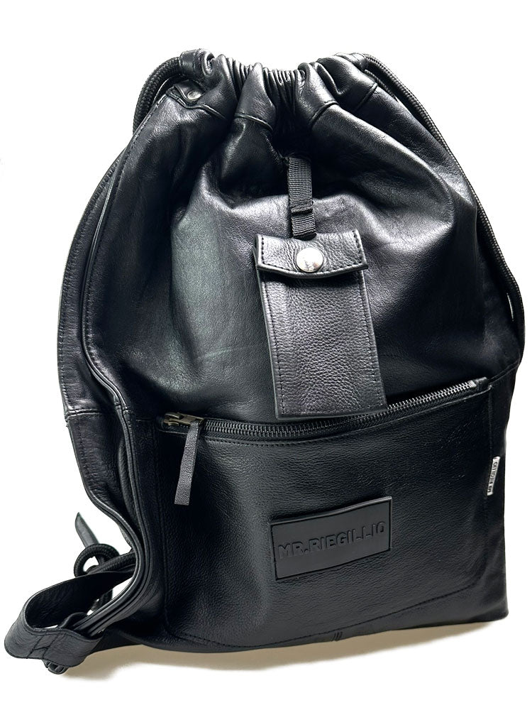 Riegillio Lederrucksack Klettpatch schwarz