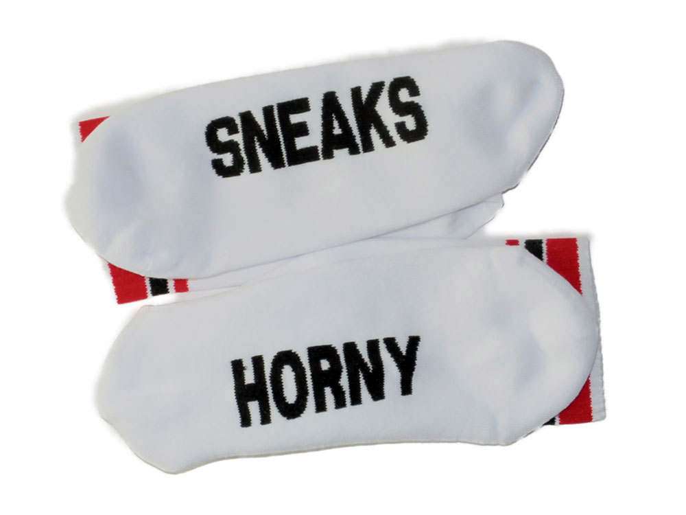 SNEAKFREAXX - Sneaks Horny