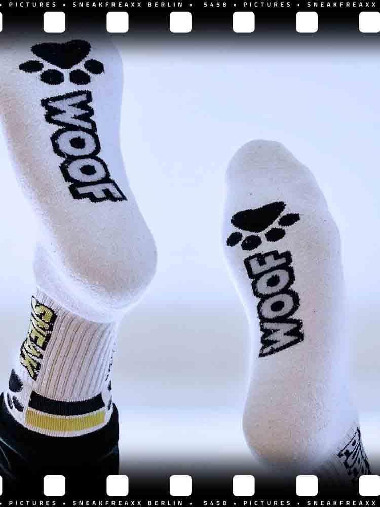 SNEAKFREAXX - WOOF PUPPY gelb