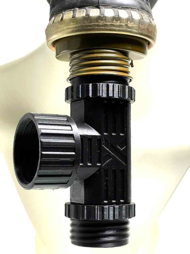 XTRM Adapter für Gasmaskenschlauch T-Stück